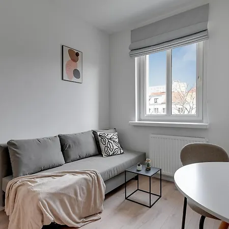 Comfort Zone By Bookinghost Gdańsk