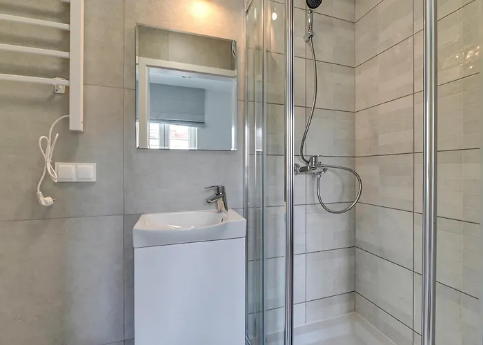 Comfort Zone By Bookinghost *