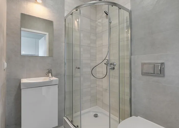 Comfort Zone By Bookinghost *