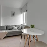 Comfort Zone By Bookinghost Gdaňsk